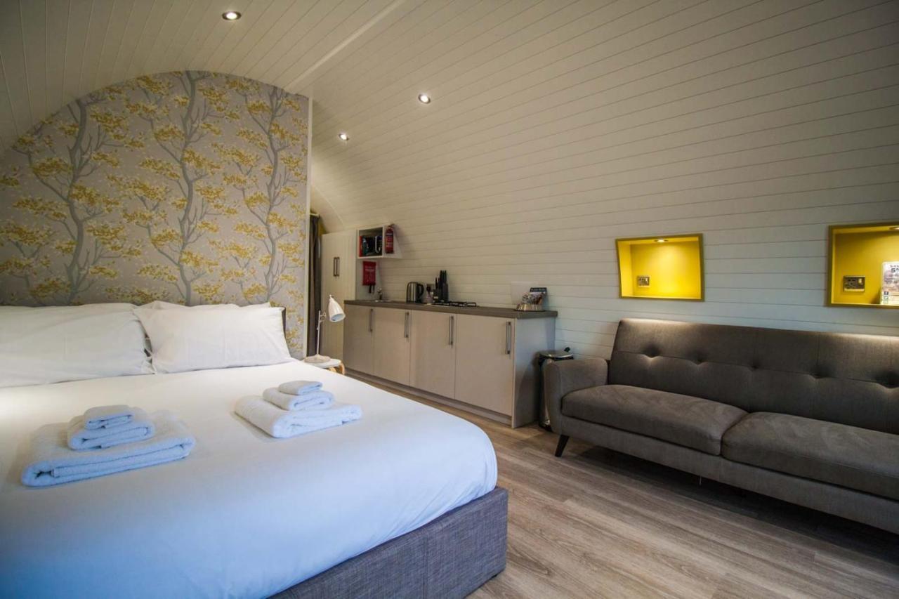 High Oaks Grange - Glamping Hotel Pickering Exterior foto